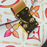 Louis Vuitton Pochette Metis M11461 Peachblow